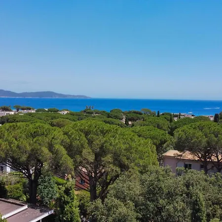 Sur Terrasse Et Jardin Privatif 400m De La Et Des Commerces